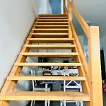 Two-storey Close To Downtown *