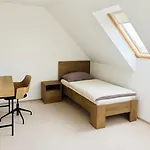 Two-storey Close To Downtown