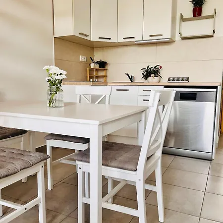 Apartmán Two-storey Close To Downtown Ráb